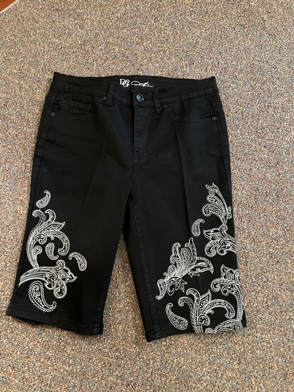 DG2 by Diane Gilman Black Bermuda Shorts with White Paisley Embroidery